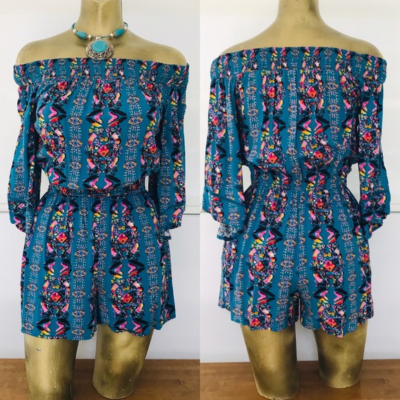 NWOT BOHEMIAN Off SHOULDER Shorts ROMPER Jumpsuit Playsuit Small - Picture 10 of 13